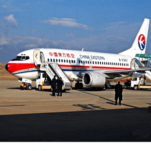 栎社空运航空快运业稳步发展的原因是什么？